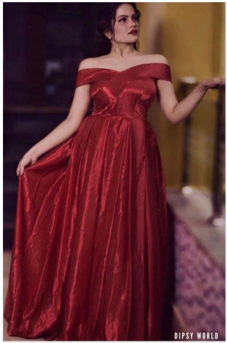 DW Red Gown